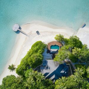 Royal Island Resort & Spa 5* Maldive